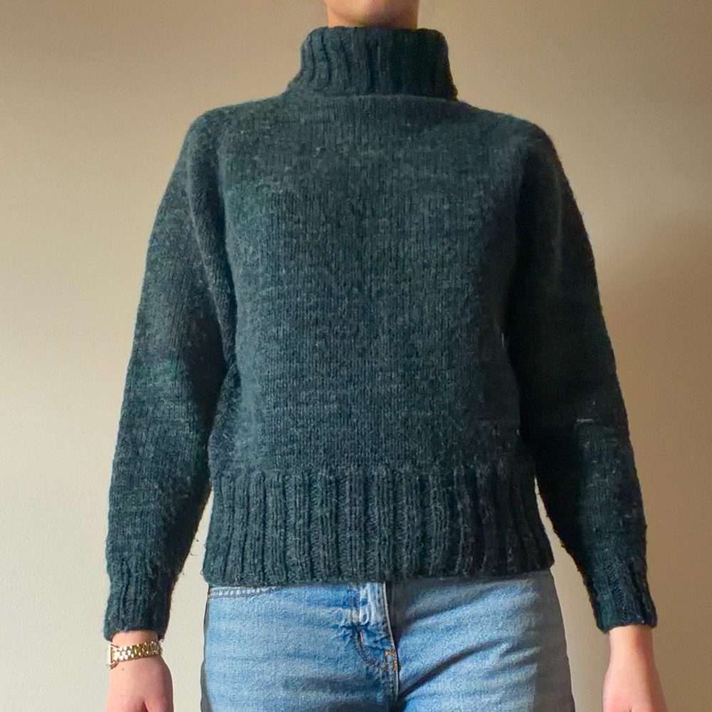 Handknit Women's Dark Green Turtleneck Sweater